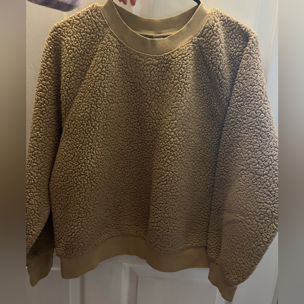 Old navy sweatshirt